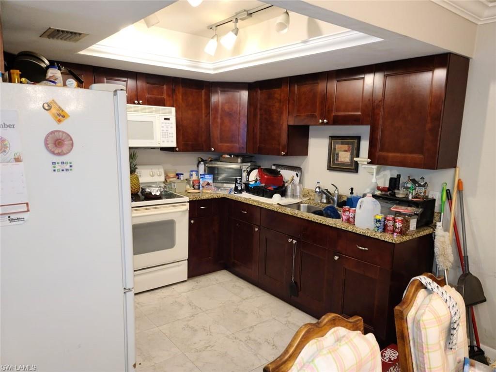 5563 17th Avenue Southwest Naples, FL 34116 - Photo 11 of 29