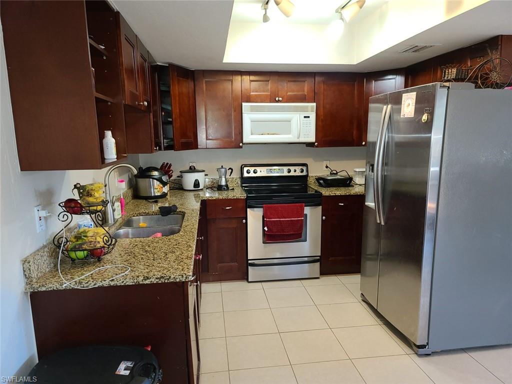 5563 17th Avenue Southwest Naples, FL 34116 - Photo 16 of 29