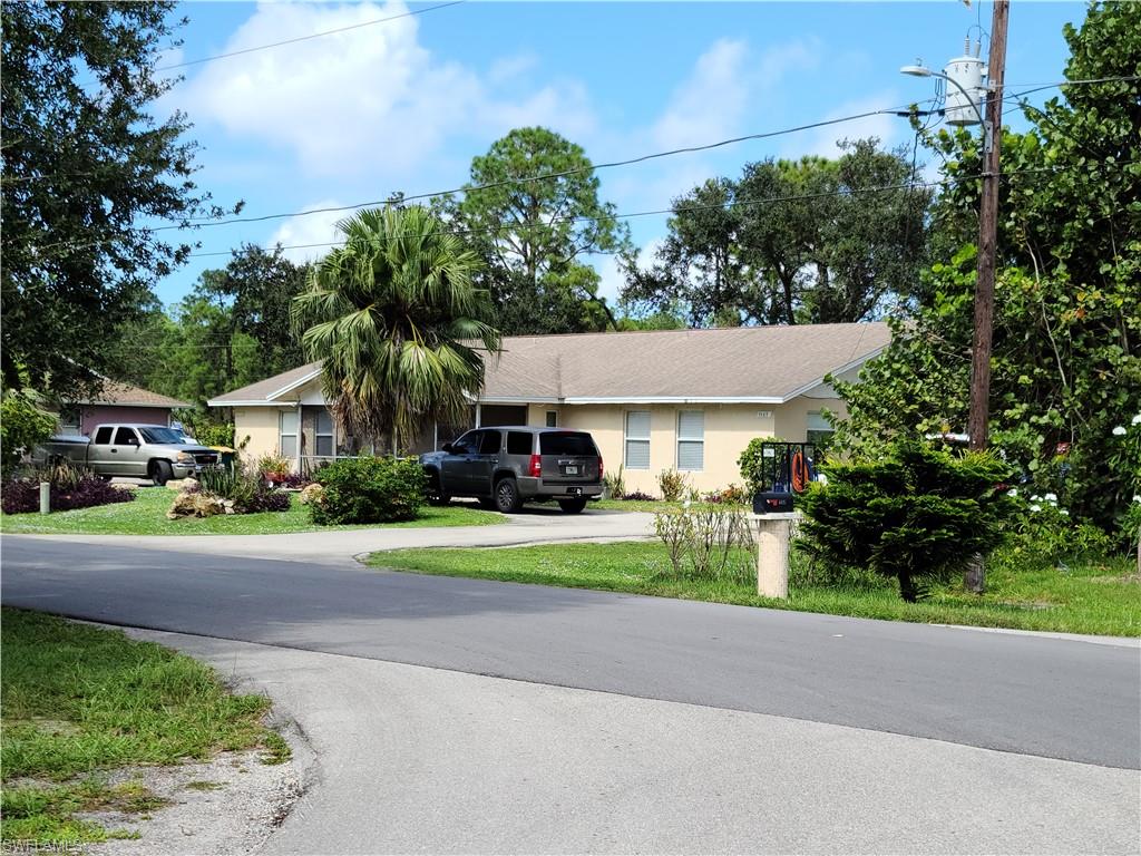5563 17th Avenue Southwest Naples, FL 34116 - Photo 4 of 29