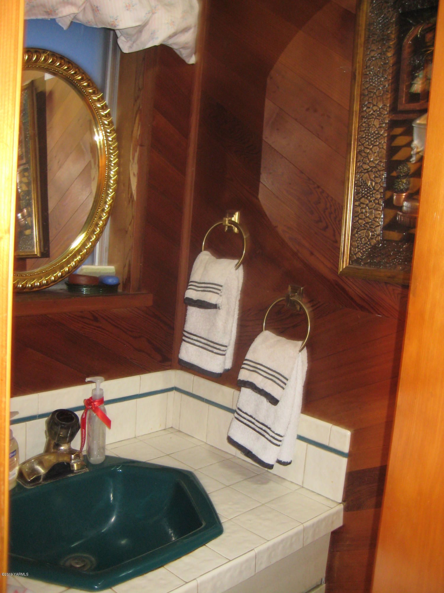 5900 Ashue Road Wapato, WA 98951 - Photo 26 of 60 a view of utility room