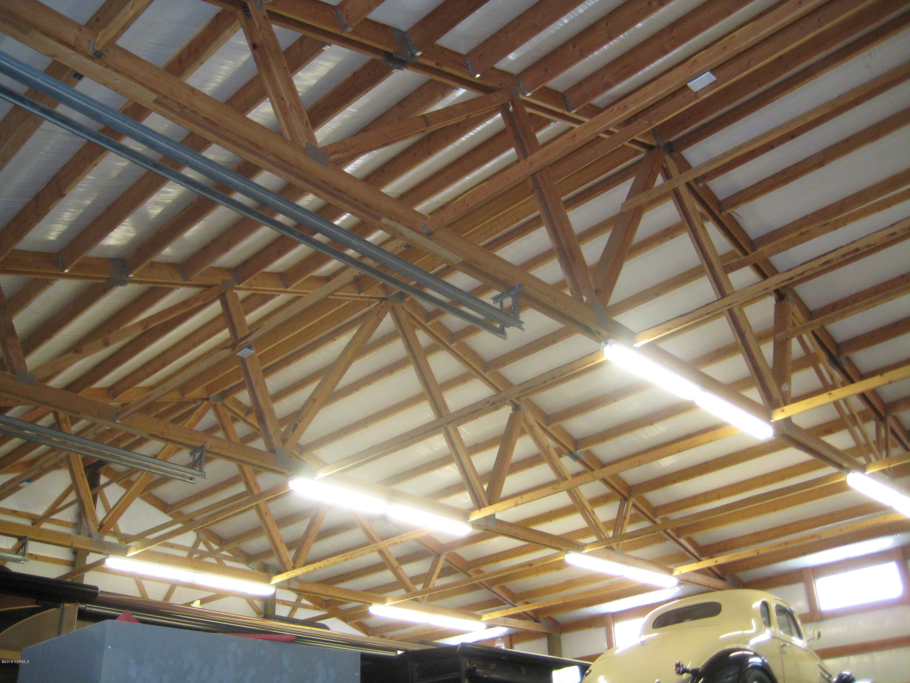 5900 Ashue Road Wapato, WA 98951 - Photo 55 of 60 Insulated shop ceiling