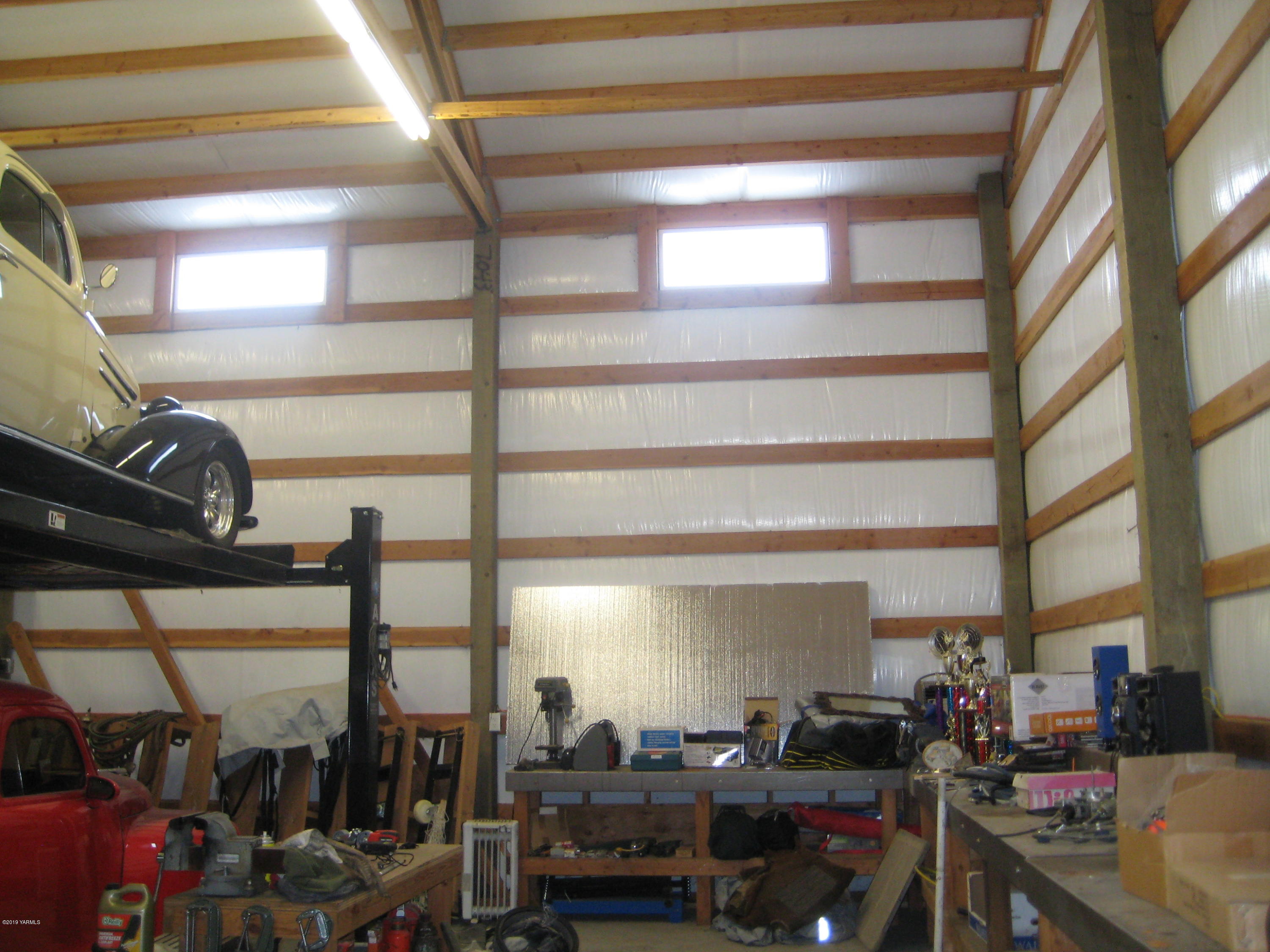 5900 Ashue Road Wapato, WA 98951 - Photo 56 of 60 a view of a room with gym equipment