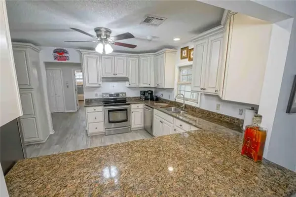 $299,000 | 4575 Jean Lafitte Boulevard, Lafitte, LA 70067