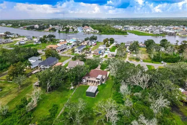 $389,000 | 4575 Jean Lafitte Boulevard, Lafitte, LA 70067