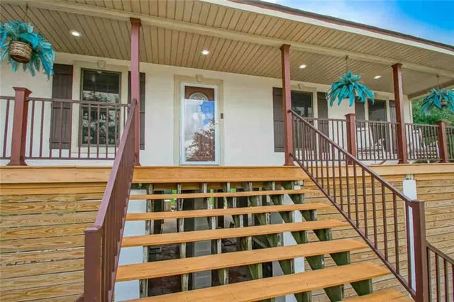 $389,000 | 4575 Jean Lafitte Boulevard, Lafitte, LA 70067