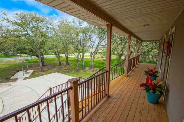 $389,000 | 4575 Jean Lafitte Boulevard, Lafitte, LA 70067