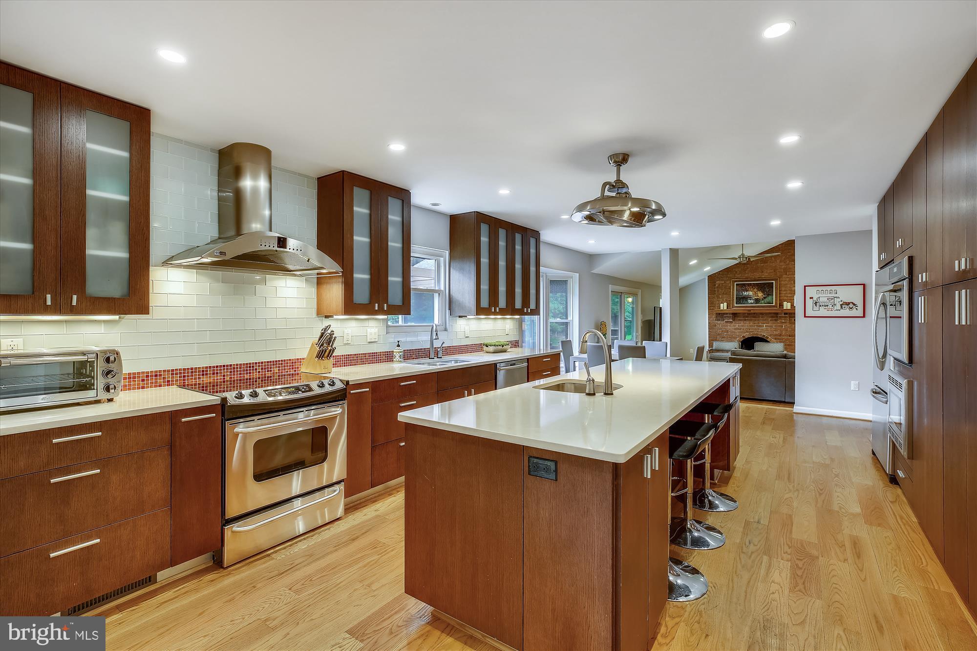 810 Bromley Street Silver Spring, MD 20902 - Photo 11 of 44 Kitchen