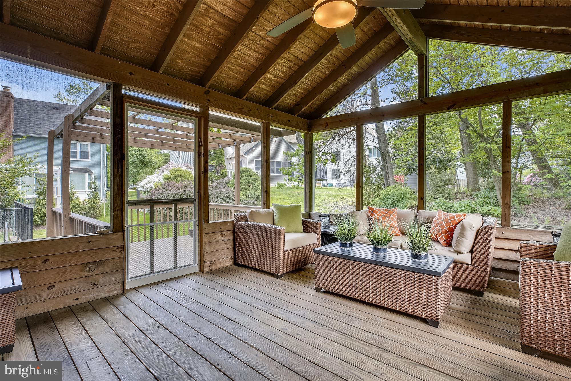 810 Bromley Street Silver Spring, MD 20902 - Photo 18 of 44 Screened Porch / Deck