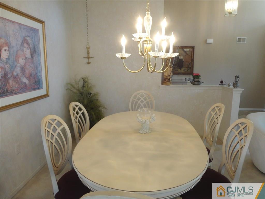 32 Chichester Road Monroe Township, NJ 08831 - Photo 12 of 25 Gallery Image 12