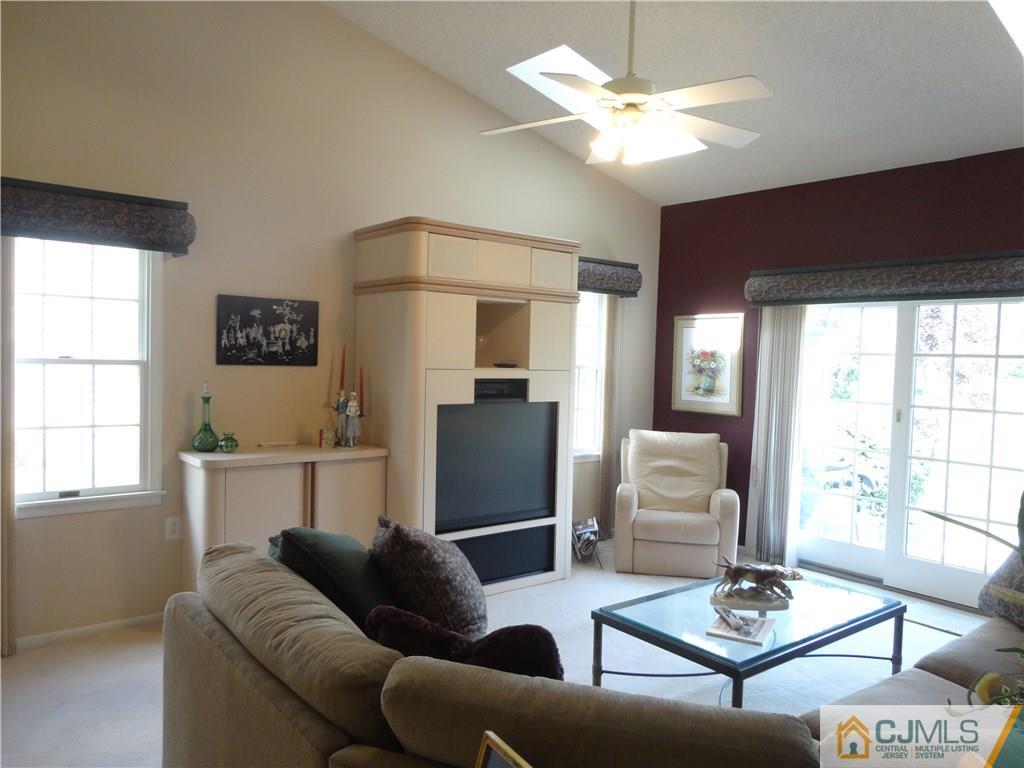 32 Chichester Road Monroe Township, NJ 08831 - Photo 16 of 25 Gallery Image 16