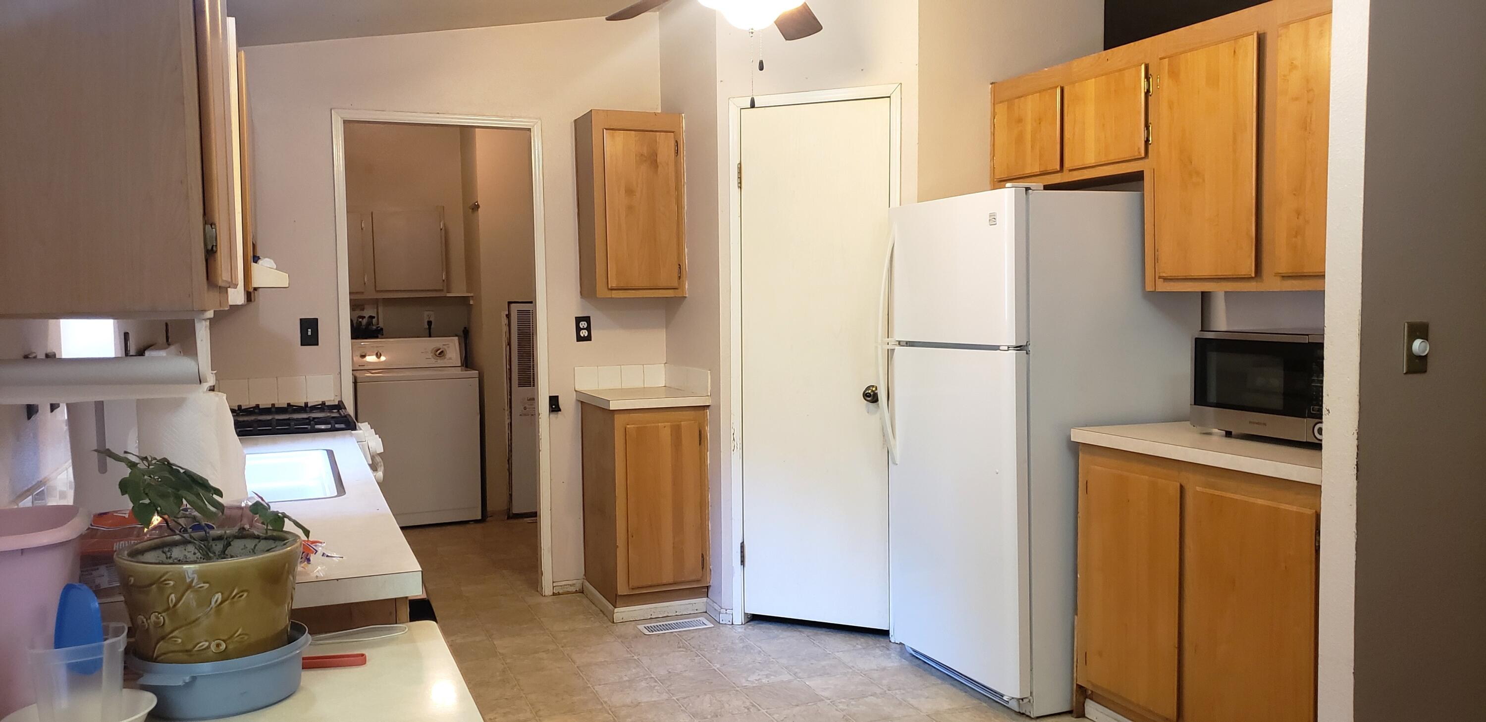 400 Glendon Road Cave Junction, OR 97523 - Photo 18 of 28 pantry 2