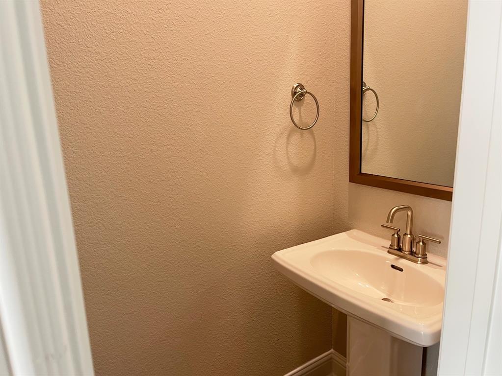 10594 Prairie Rose Road Frisco, TX 75035 - Photo 18 of 28 Gallery Image 18