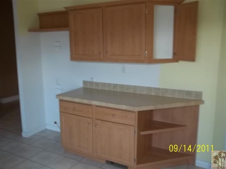 13442 Ocotillo Road Whitewater, CA 92282 - Photo 6 of 14 a utility room with dryer and washer