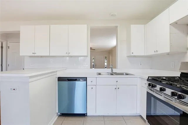 $289,900 | 622 Cape Cod Circle, Valrico, FL 33594