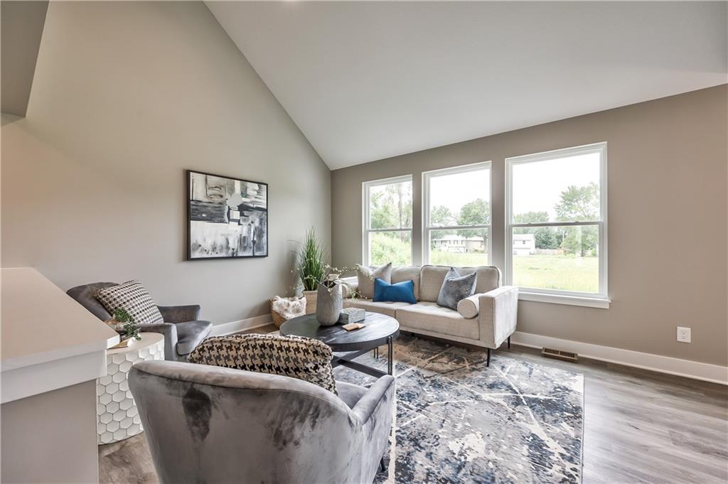 509-511 West Smith Street Spring Hill, KS 66083 - Photo 5 of 27