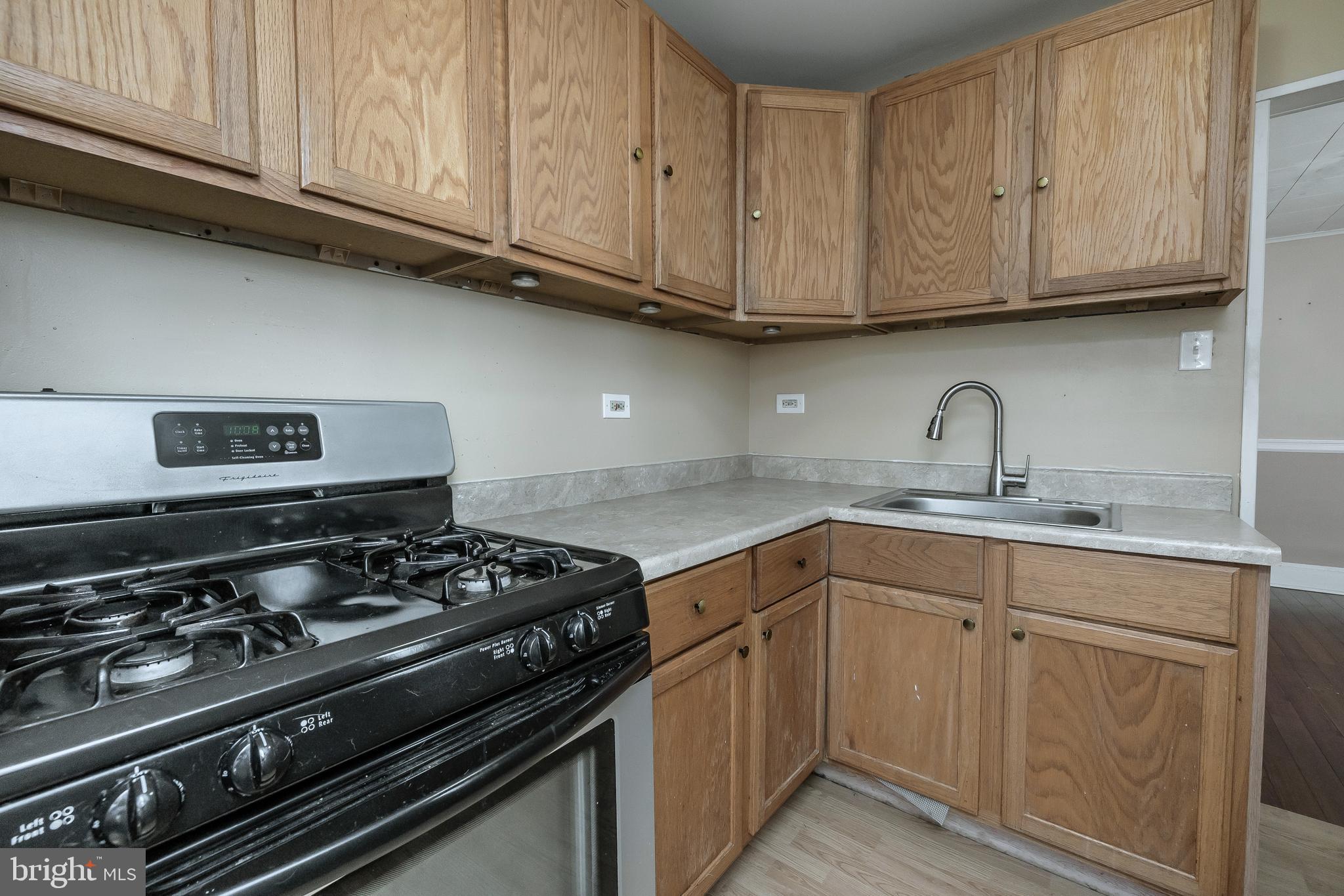 217 Haakon Road Brooklawn, NJ 08030 - Photo 11 of 28