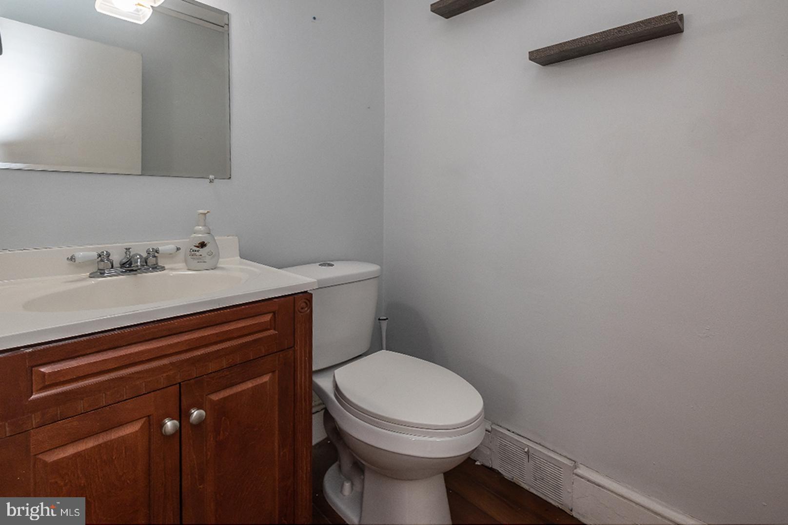 217 Haakon Road Brooklawn, NJ 08030 - Photo 8 of 28