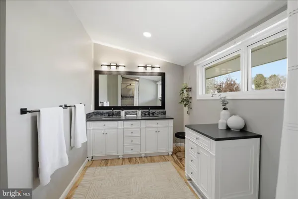 $470,000 | 254 Bluff View Drive, Lancaster, PA 17601