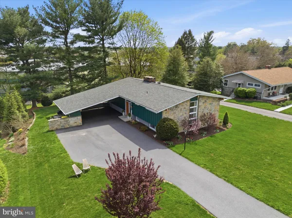 $470,000 | 254 Bluff View Drive, Lancaster, PA 17601