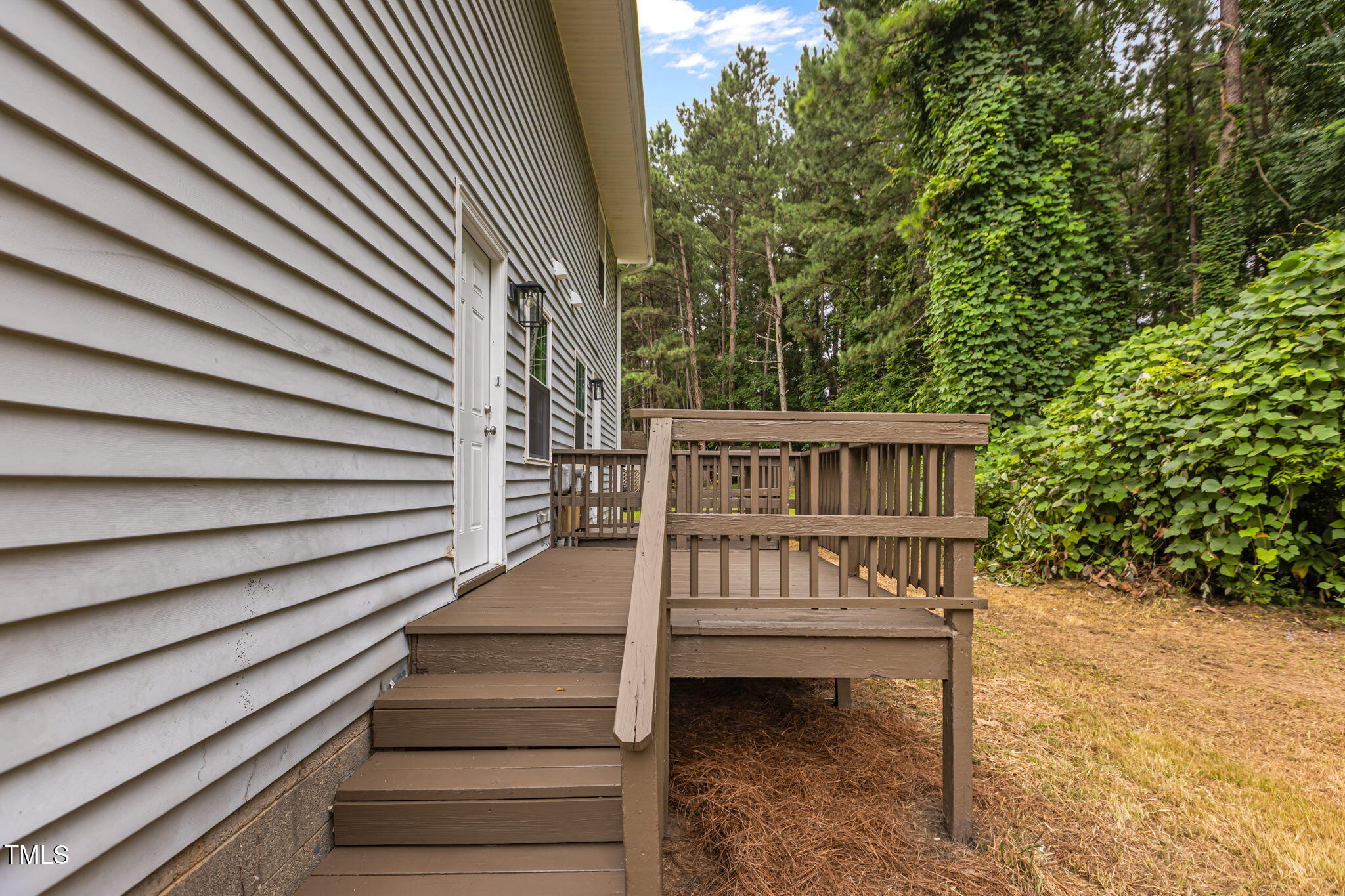 1433 Cherrycrest Drive Durham, NC 27704 - Photo 34 of 40 a view of entryway