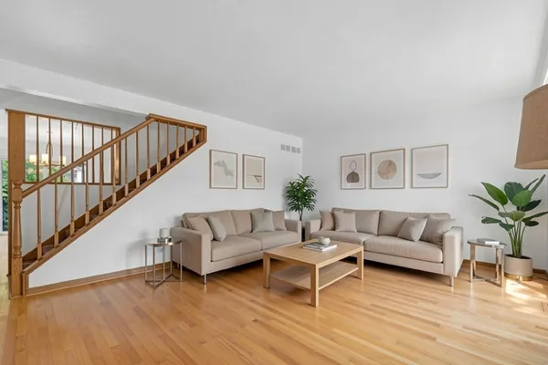$369,900 | 1534 Palmgren Drive, Glenview, IL 60025