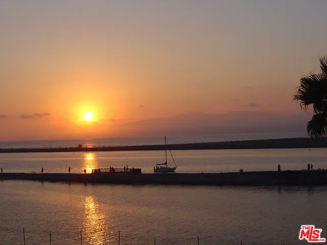 $3,450 | 328 Culver Boulevard, Unit D, Playa del Rey, CA 90293