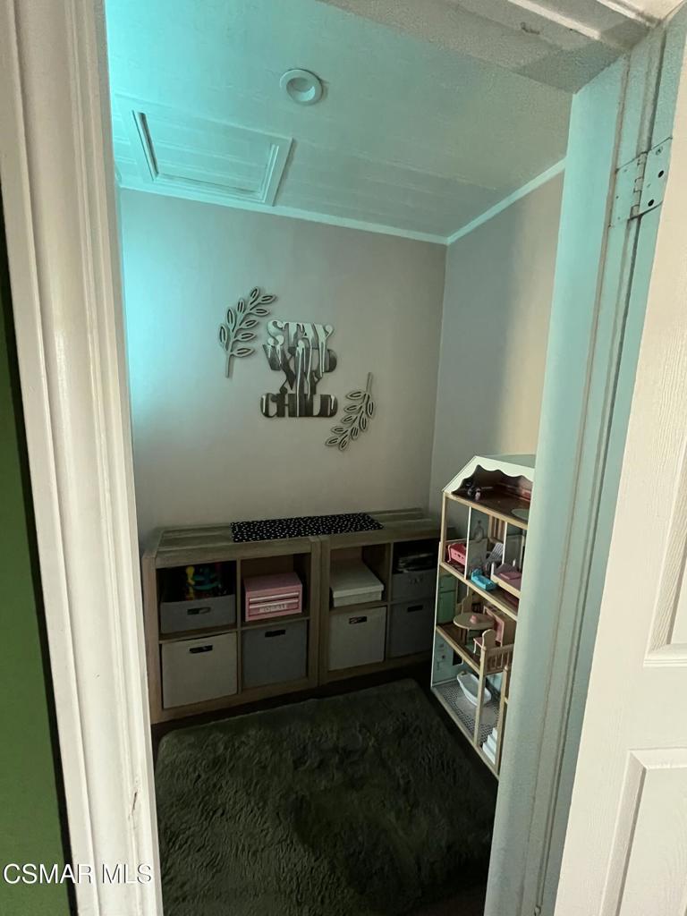 9333 Rowell Avenue Chatsworth, CA 91311 - Photo 16 of 25 a view of cupboard