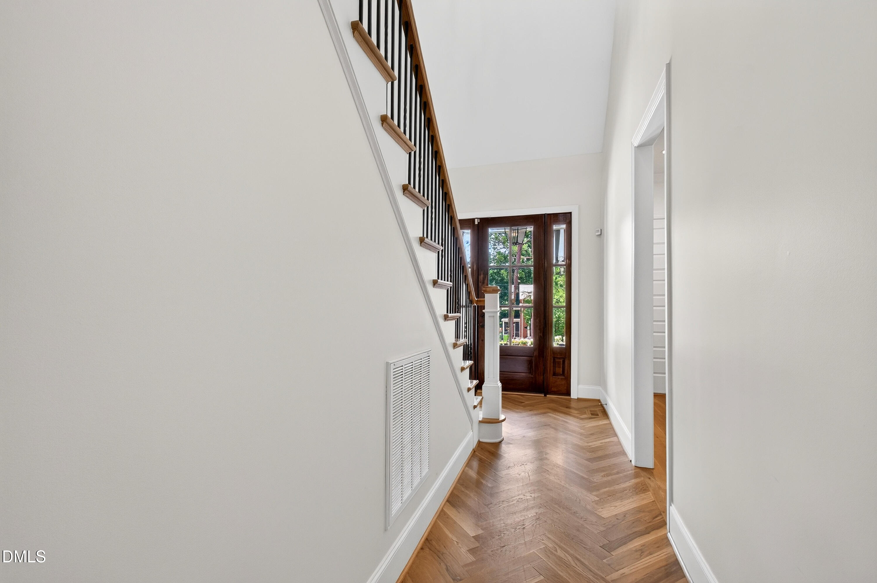911 Canterbury Road Raleigh, NC 27607 - Photo 14 of 58