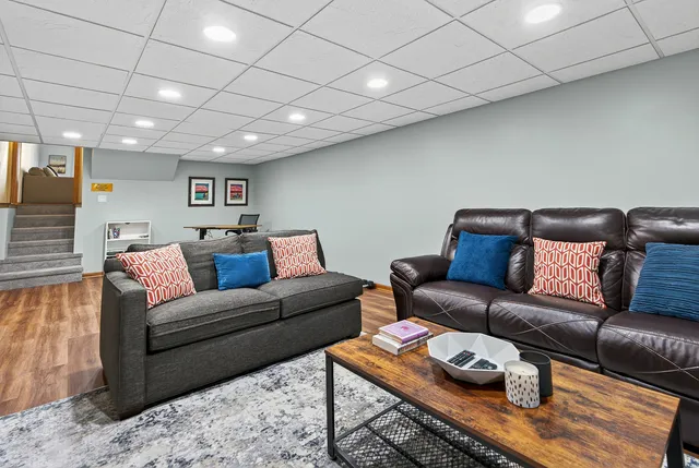 $649,900 | 7800 Brunswick Road, Darien, IL 60561