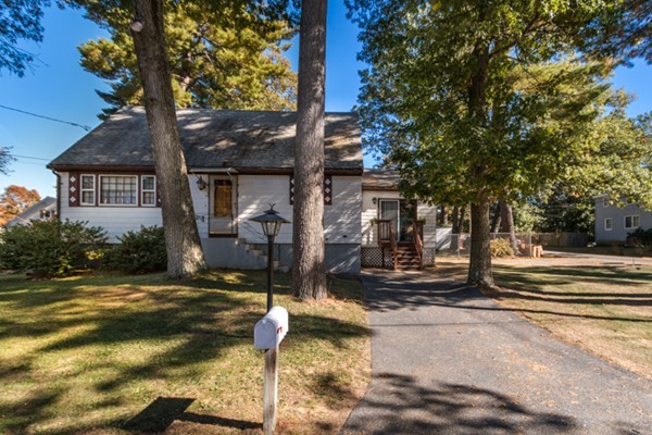 10 Edgewood Road Billerica, MA 01821 - Photo 1 of 30 Gallery Image 1