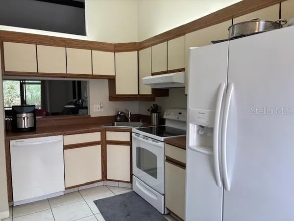 $1,999 | 3182 Charter Club Drive, Unit A, Palm Harbor, FL 34685