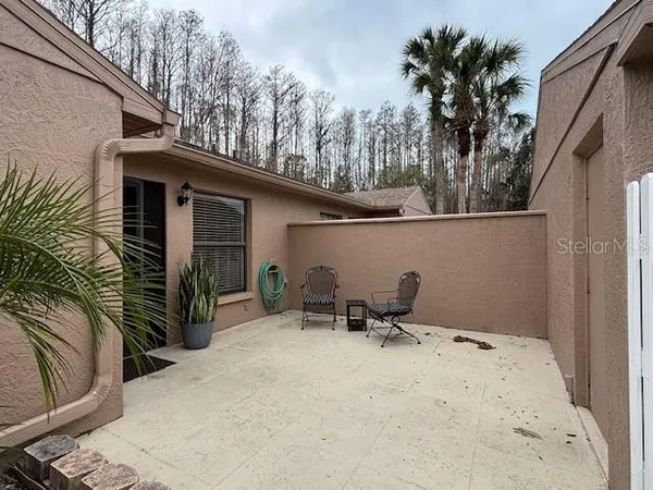 a view of outdoor space yard and porch