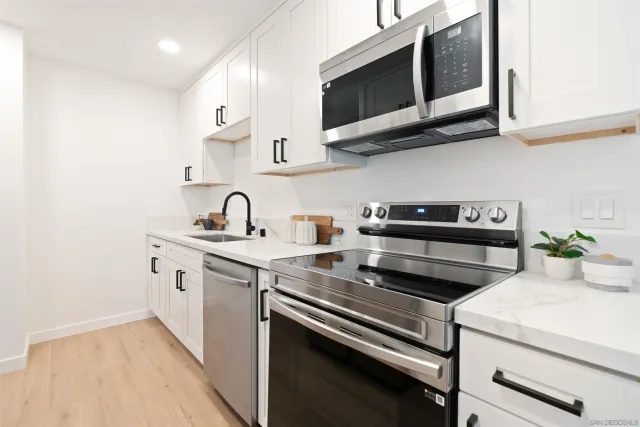 $315,000 | 540 Oakdale Lane, Unit C, El Cajon, CA 92021