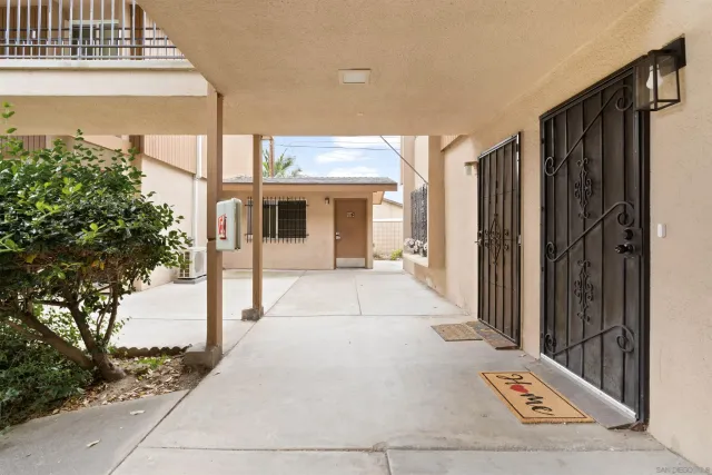 $315,000 | 540 Oakdale Lane, Unit C, El Cajon, CA 92021