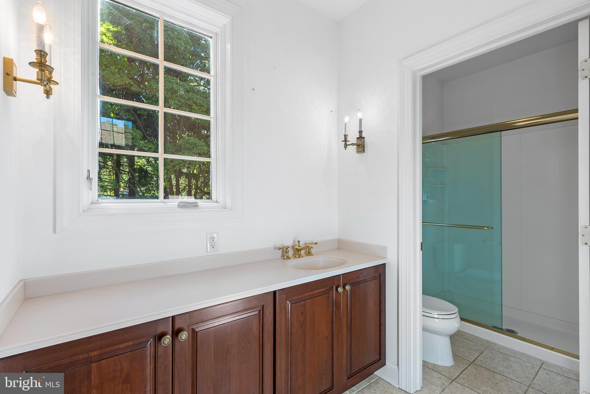 1110 West Valley Road Wayne, PA 19087 - Photo 6 of 36