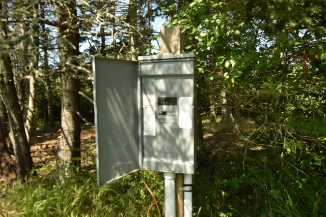 $185,000 | 1027 Meadow Pond Road, Islesboro, ME 04848