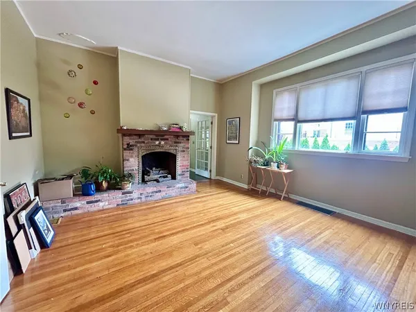 $2,650 | 40 Oakland Place, Buffalo, NY 14222