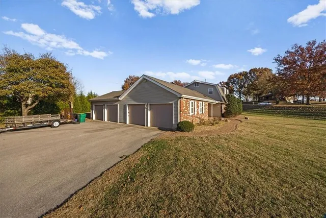 $350,000 | 545 South 134th Street, Bonner Springs, KS 66012