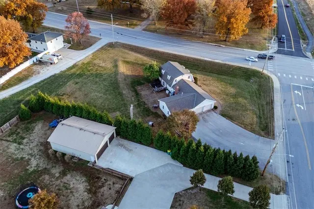 $350,000 | 545 South 134th Street, Bonner Springs, KS 66012