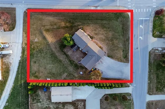 $350,000 | 545 South 134th Street, Bonner Springs, KS 66012