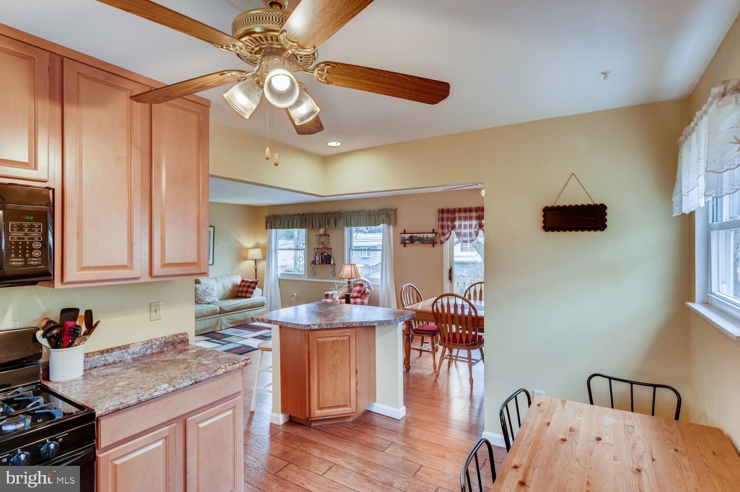 329 Leyton Road Reisterstown, MD 21136 - Photo 11 of 37