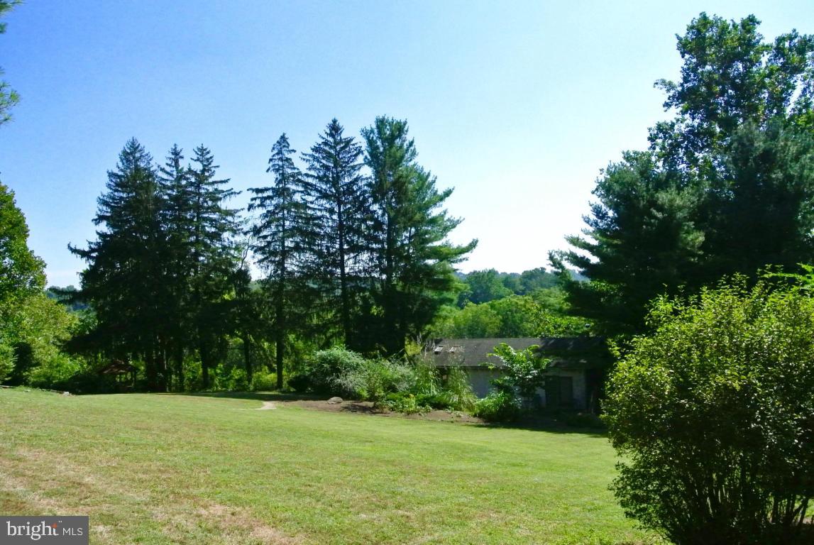 500 Golf Road Lancaster, PA 17602 - Photo 17 of 46 Gallery Image 17