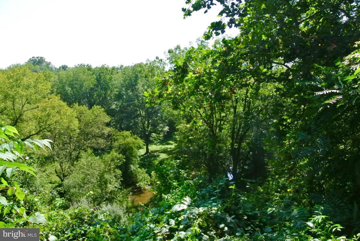 500 Golf Road Lancaster, PA 17602 - Photo 10 of 46 Gallery Image 10