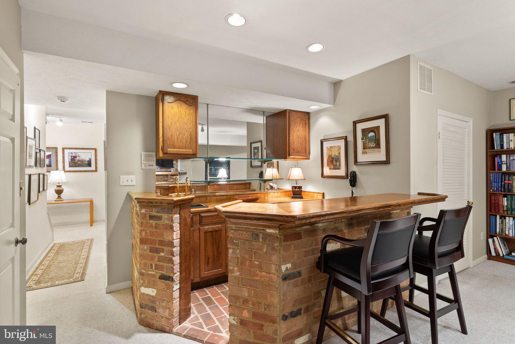 1539 Cedar Avenue McLean, VA 22101 - Photo 27 of 30 Wet Bar