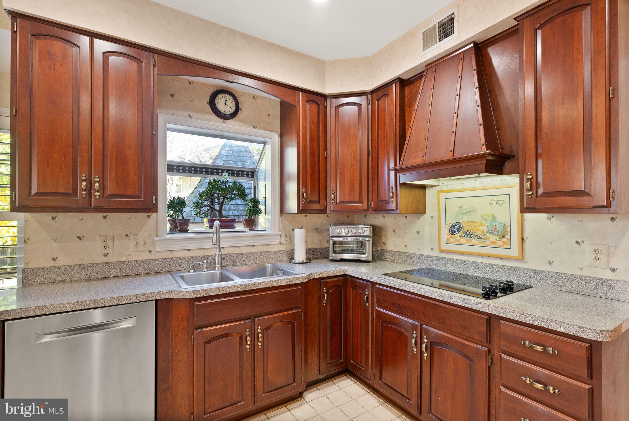 1539 Cedar Avenue McLean, VA 22101 - Photo 10 of 30