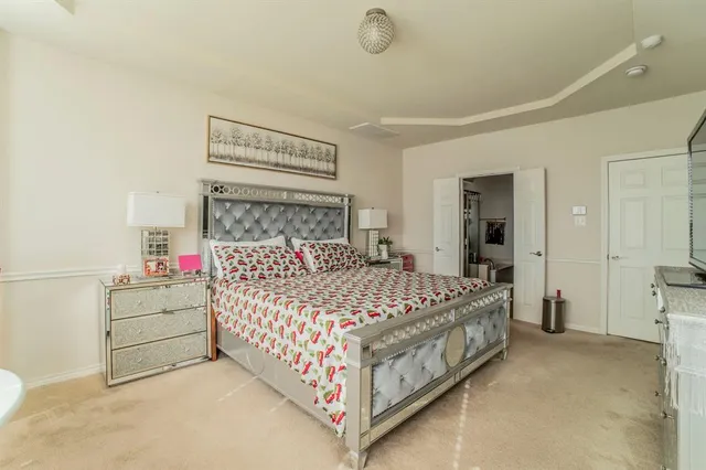 $450,000 | 317 Crescent Creek Lane, Fort Worth, TX 76140