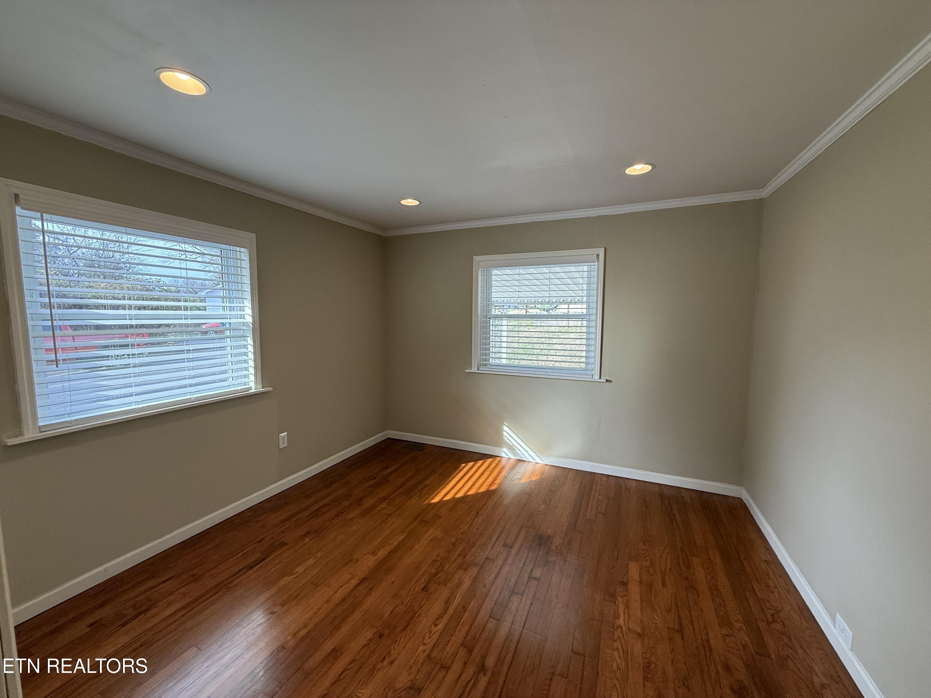 118 East Newkirk Lane Oak Ridge, TN 37830 - Photo 13 of 21 IMG_3440