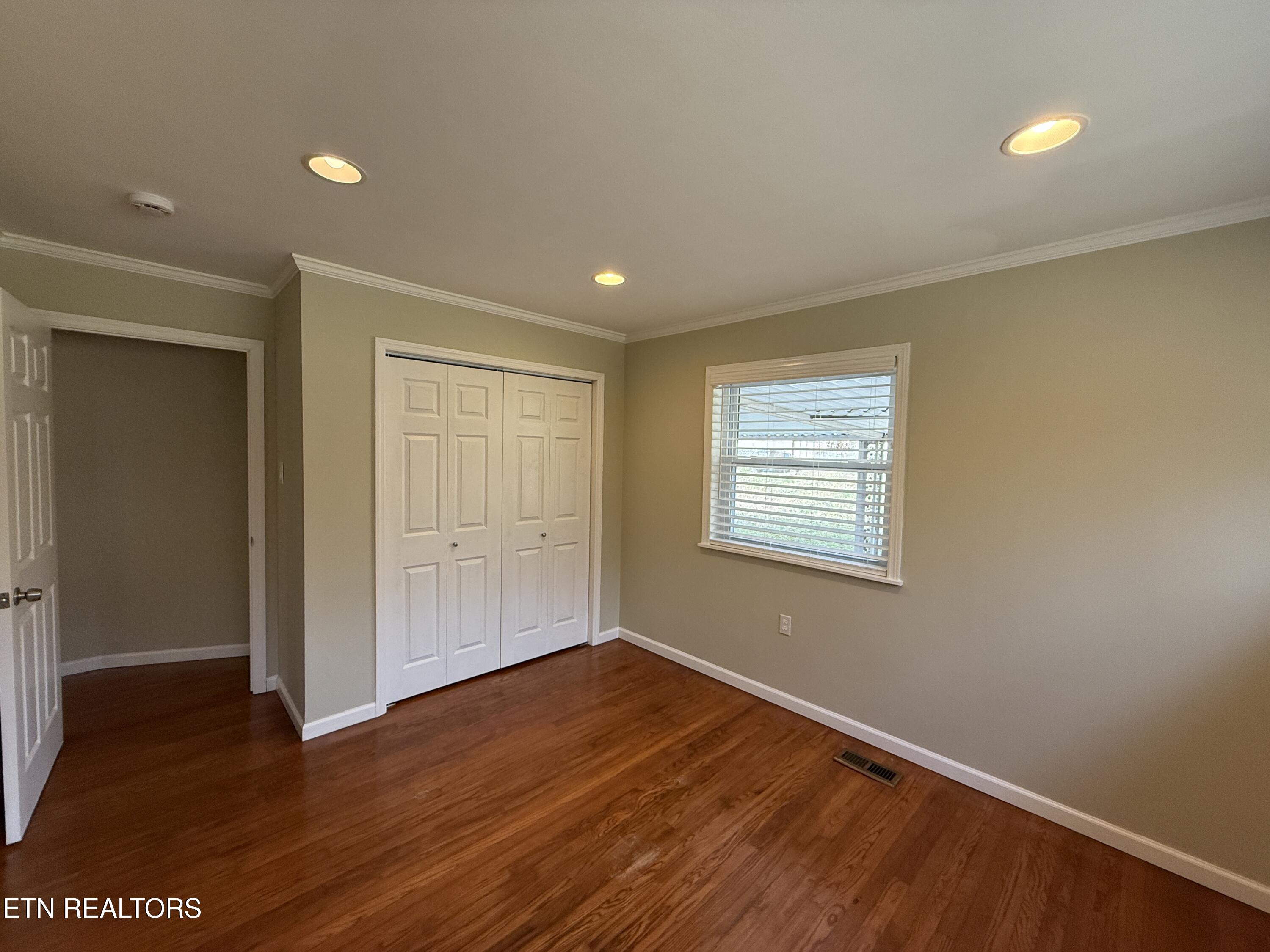 118 East Newkirk Lane Oak Ridge, TN 37830 - Photo 15 of 21 IMG_3438