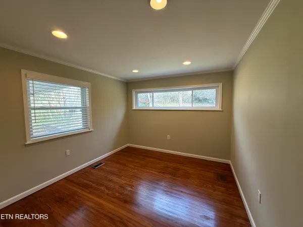 118 East Newkirk Lane, Oak Ridge, TN 37830