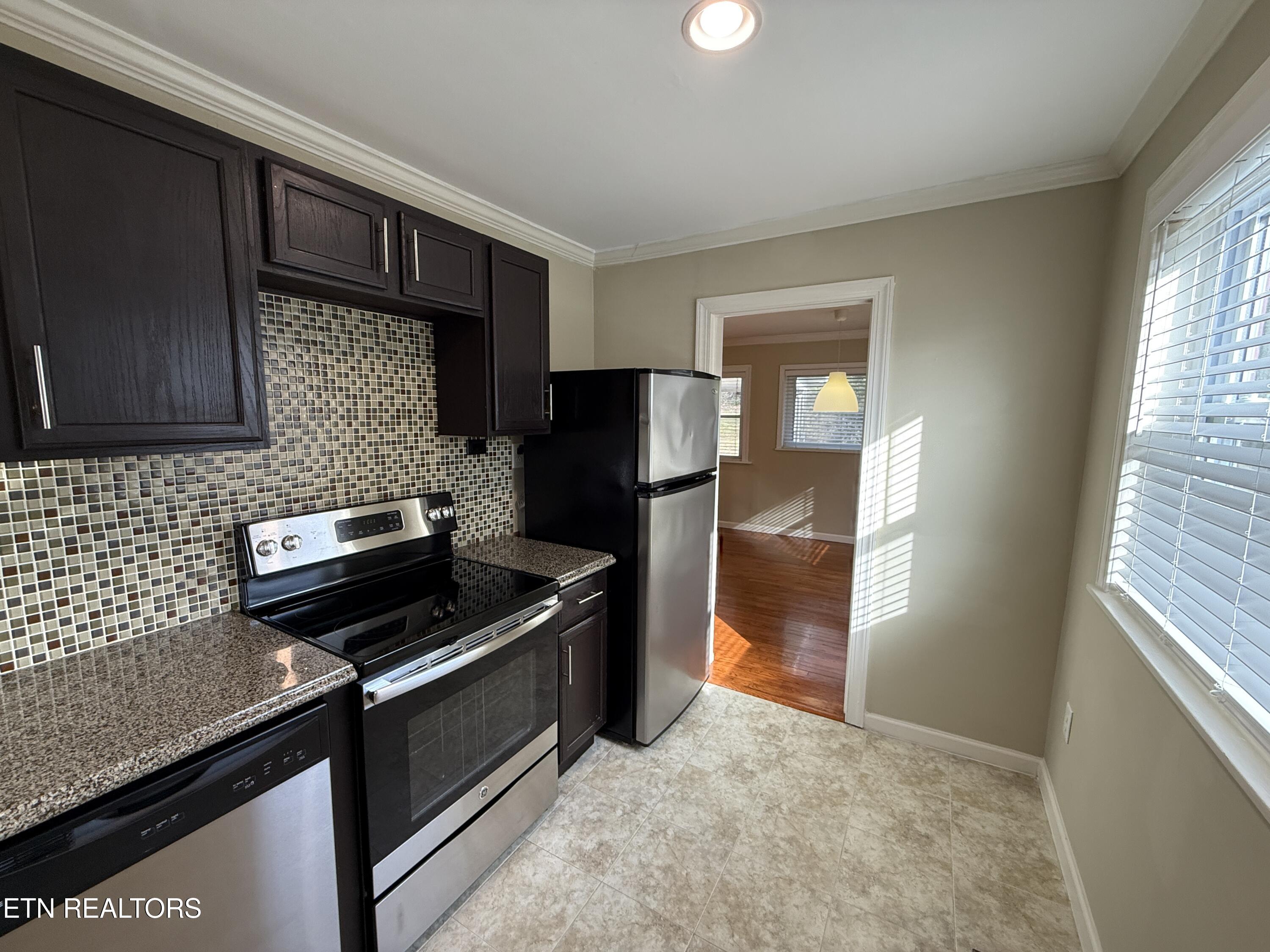 118 East Newkirk Lane Oak Ridge, TN 37830 - Photo 17 of 21 IMG_3436